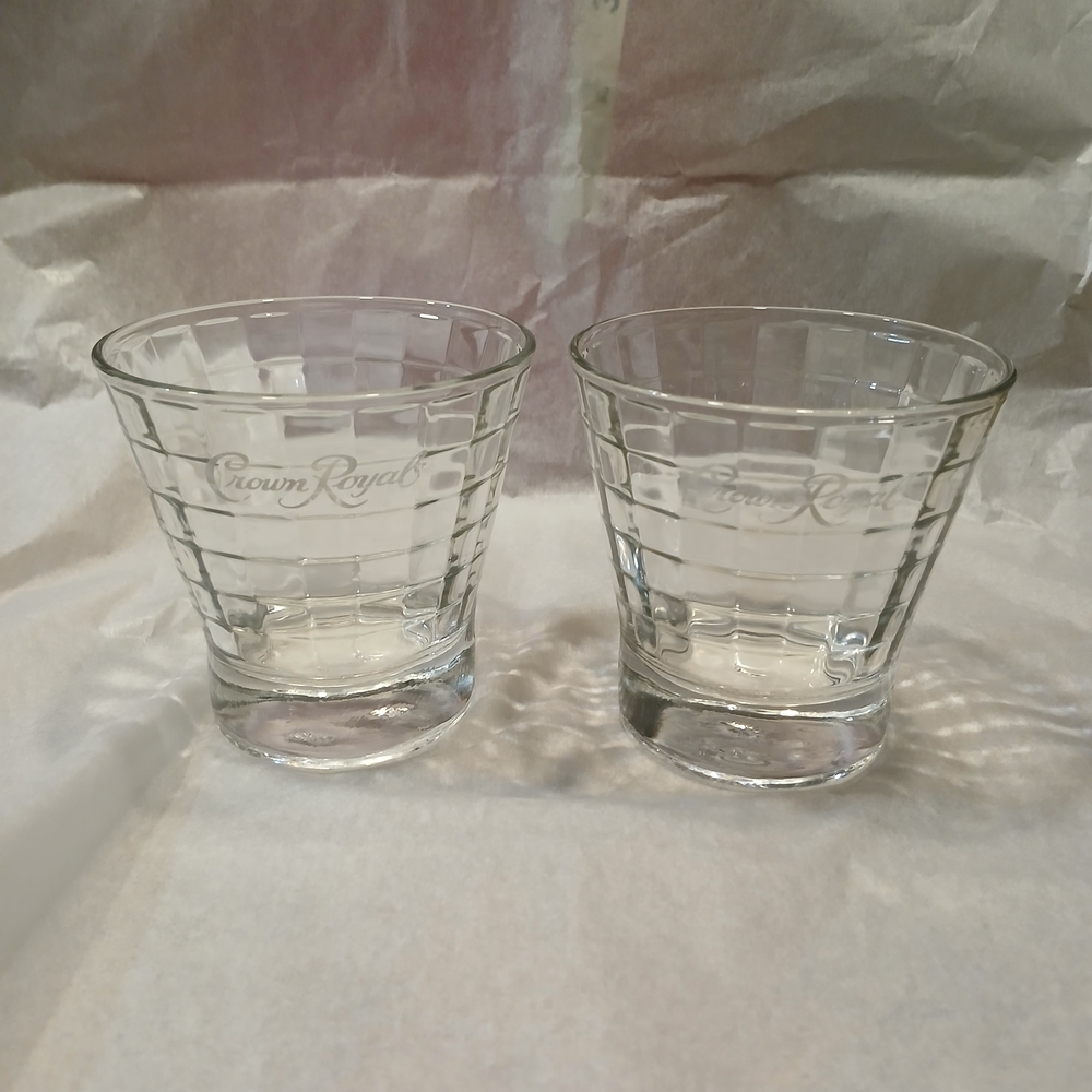 🔥🔥🔥Crown Royal Clear Glass Tumbler Set